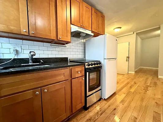 Rented by Metropolitan Property Group | media 16