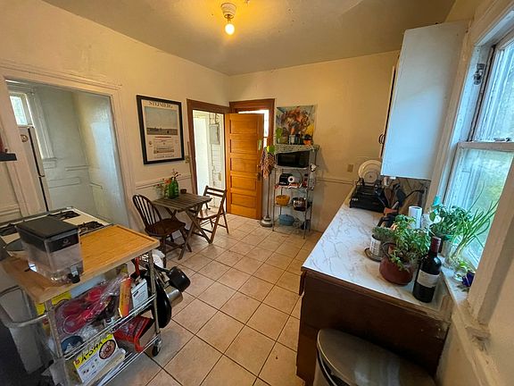 3rd image of 1438 Glendale Blvd