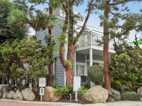 735 Wingate Bay #50, Costa Mesa, CA 92626