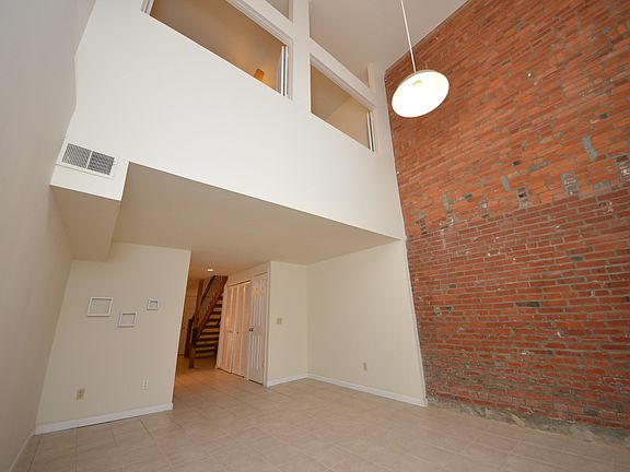 5th image of 2203 S 11th St