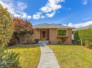 6345 40th Ave SW, Seattle, WA 98136