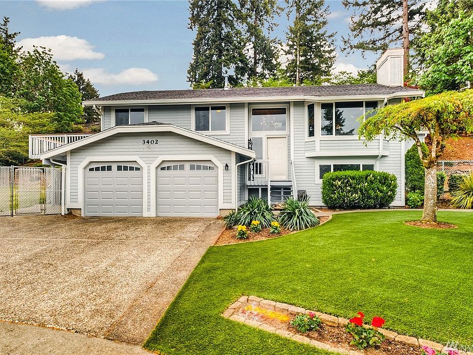1st image of 3402 21st St SE