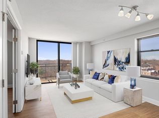 3401 38th St NW #P17-302, Washington, DC 20016