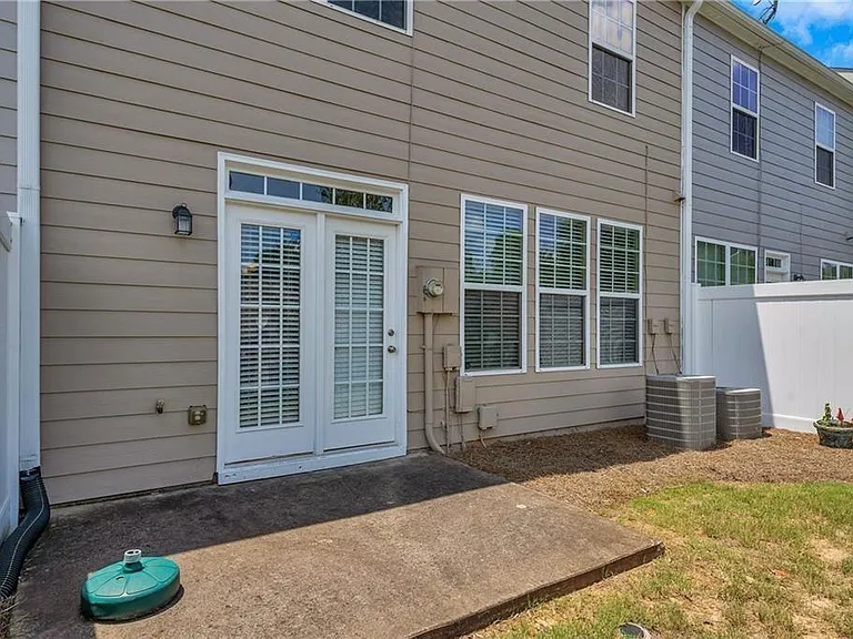 940 Pierce Ivy Ct — Photo 13
