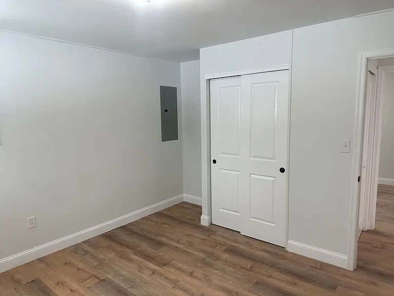 18 Nestingrock Ln — Photo 5