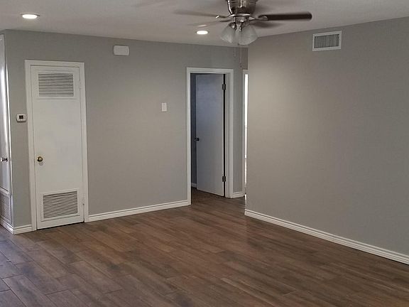2nd image of 4730 Alamo Dr