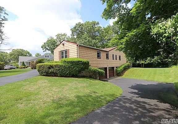 2nd image of 29 McLane Dr