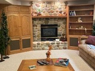 10310 S Ashley Ridge Rd, Sandy, UT 84092