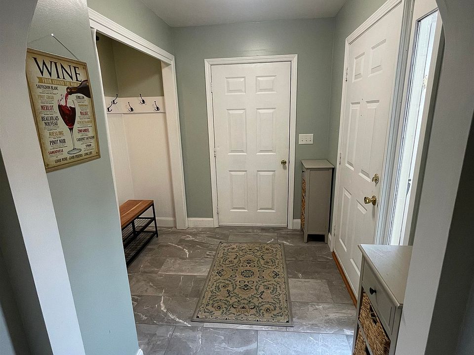 118-2 Woodbine by the Lake UNIT 2, Colchester, VT 05446 | Zillow