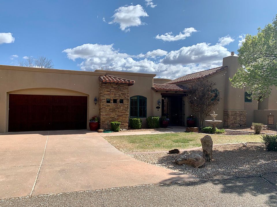 1st image of 813 Los Prados De Guadalupe Dr NW