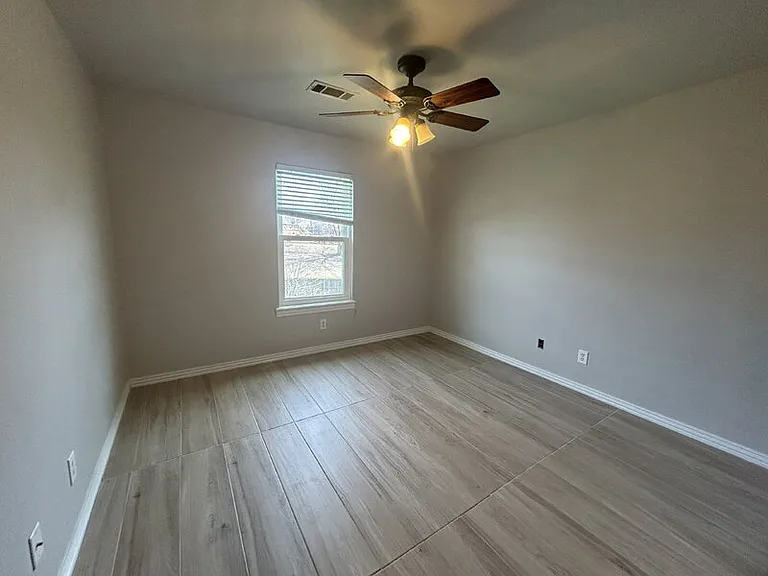 4335 Georgia St — Photo 8