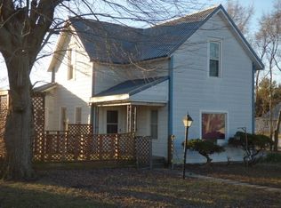 303 N Main St, Swayzee, IN 46986