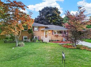 2445 Everts Ave, Windsor, ON N9E2T8