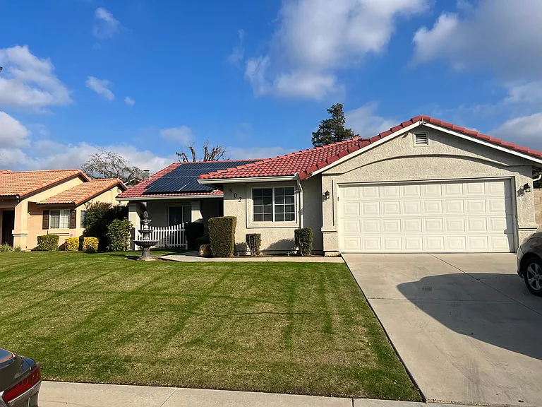 902 Mondavi Way — Photo 3