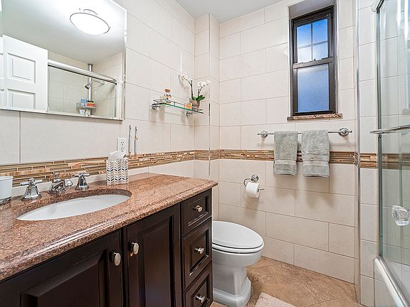 4th image of 23 W 73rd St APT 505A