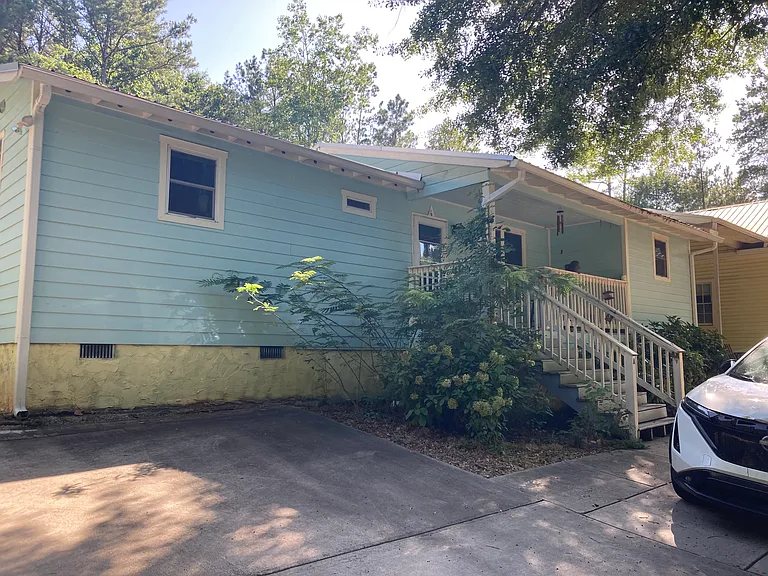 189 Will Hunter Rd #A — Photo 1
