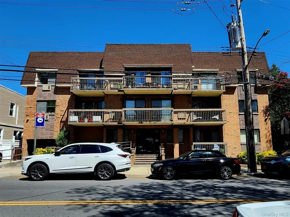 7109 Juniper Valley Road #2F, Middle Village, NY 11379