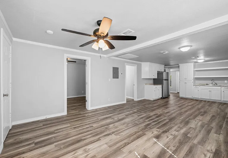 133 W 13th Ave #A — Photo 11