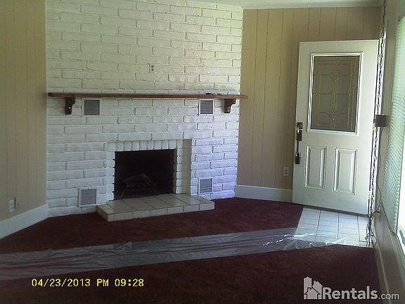 5th image of 109 1st St