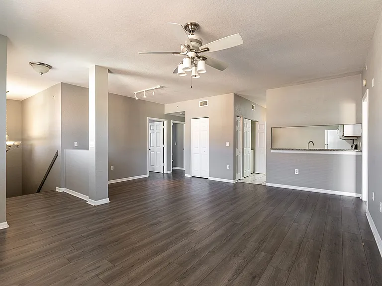 6330 Aragon Way #207 — Photo 6