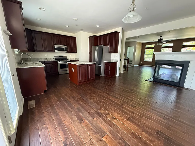 951 Hall Station Dr #1 — Photo 5
