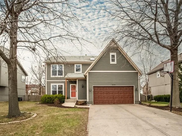 16143 S Mahaffie St, Olathe, KS 66062