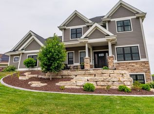 1038 Brynhill Dr, Oregon, WI 53575
