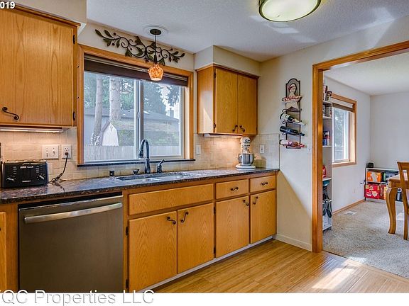 4th image of 15309 NE 12th St