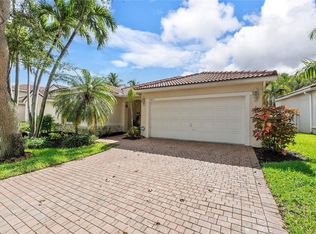 4962 SW 32nd Way, Fort Lauderdale, FL 33312