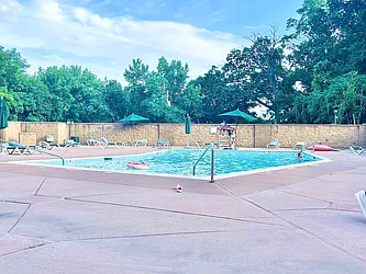 Rented by Century 21 Premier 