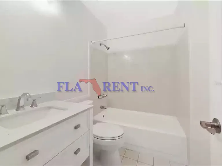 315 San Miguel St — Photo 8