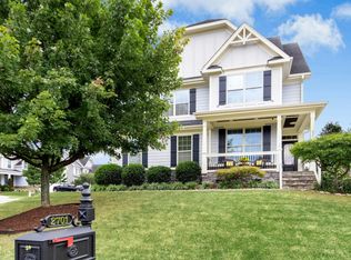 2701 Sardinia Ln, Apex, NC 27502