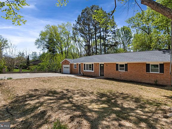 2nd image of 6006 Calhoun Dr