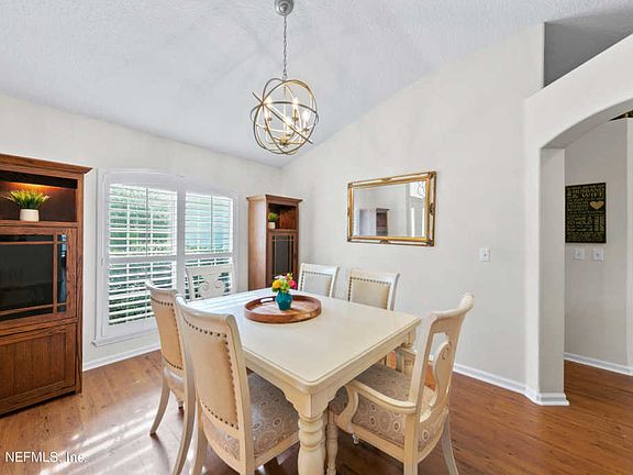 5th image of 890 Bucks Harbor Dr W