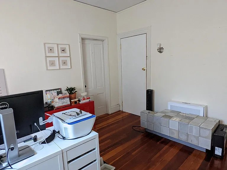 264 Gano St #1R — Photo 11