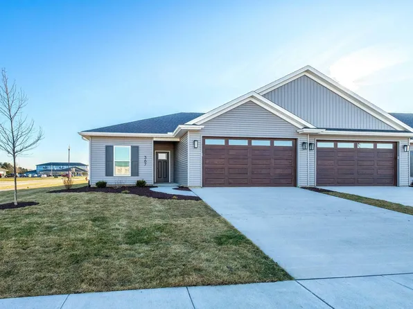 367 E Donahue St, Eldridge, IA 52748