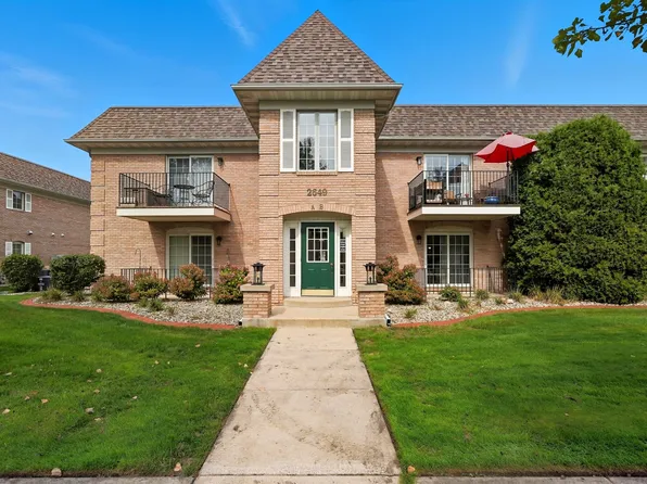 2649 Georgetowne Dr Unit B-2, Highland, IN 46322