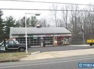 650 Berlin Rd N, Lindenwold, NJ 08021