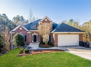 11124 Windgate Ct, Tega Cay, SC 29708