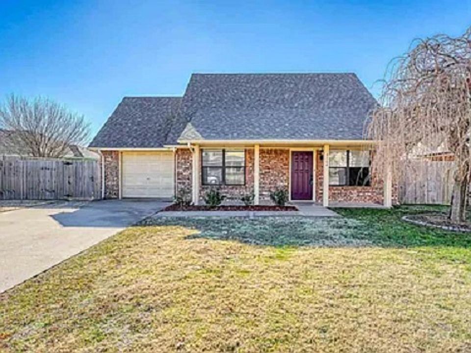 1st image of 4104 SW Rolling Hills Dr
