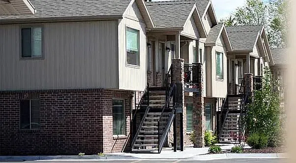 Aspen Grove Apartments — Photo 3