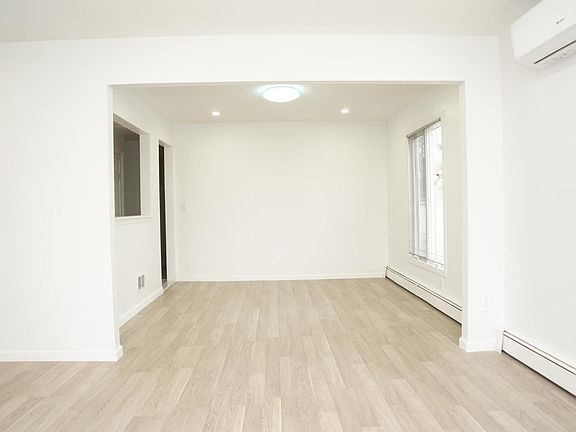 5th image of 181 Schley Ave