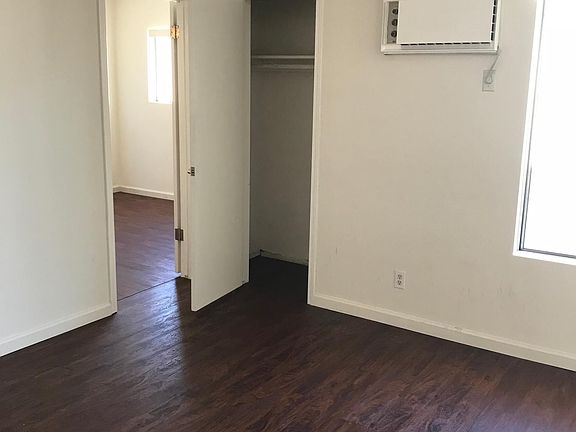 5th image of 3911 Huron Ave #4
