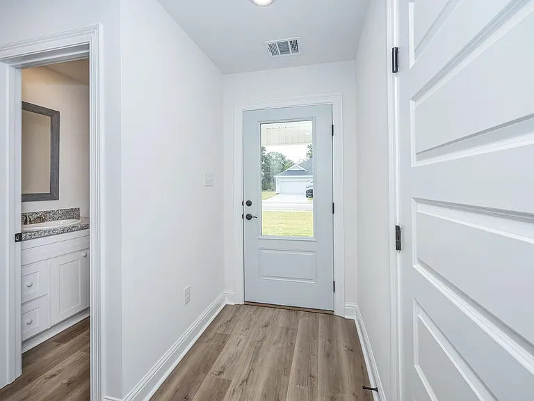 3711 Olivia Dr — Photo 9