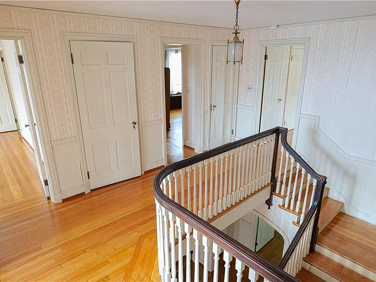 36 Underwood St — Photo 38