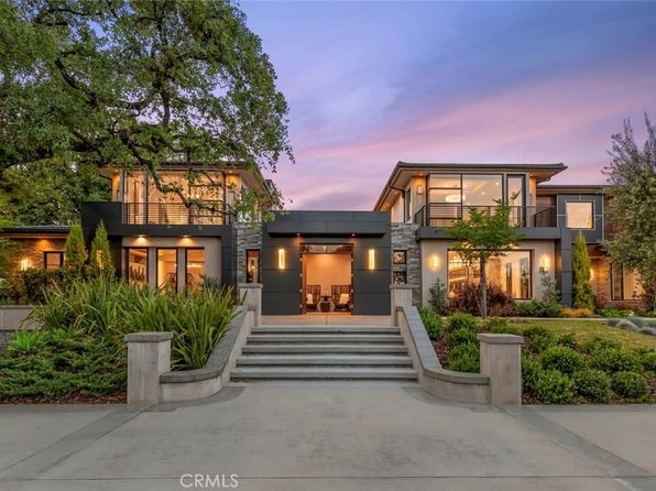 1019 W Foothill Blvd, Arcadia, CA 91006