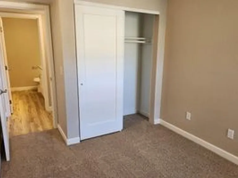 Sand Pebble Community *Renovated Units — Photo 91