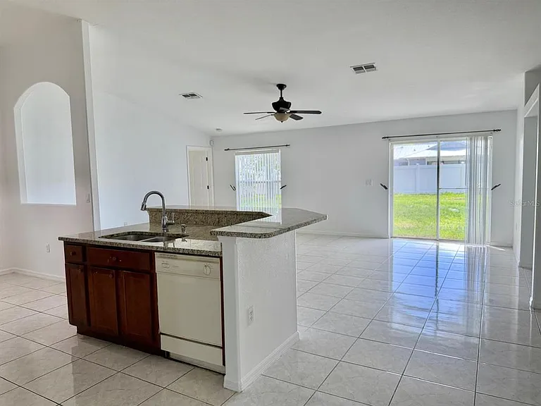 3264 Deltona Blvd — Photo 7