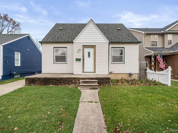 85 E Coy Ave, Hazel Park, MI 48030