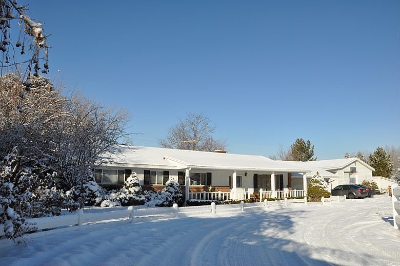 2nd image of 7970 Highland Dr